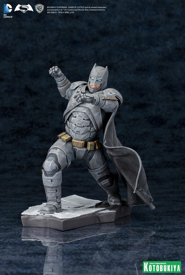 Kotobukiya DC Comics Batman v Superman Dawn of Justice BATMAN ARTFX+ Statue