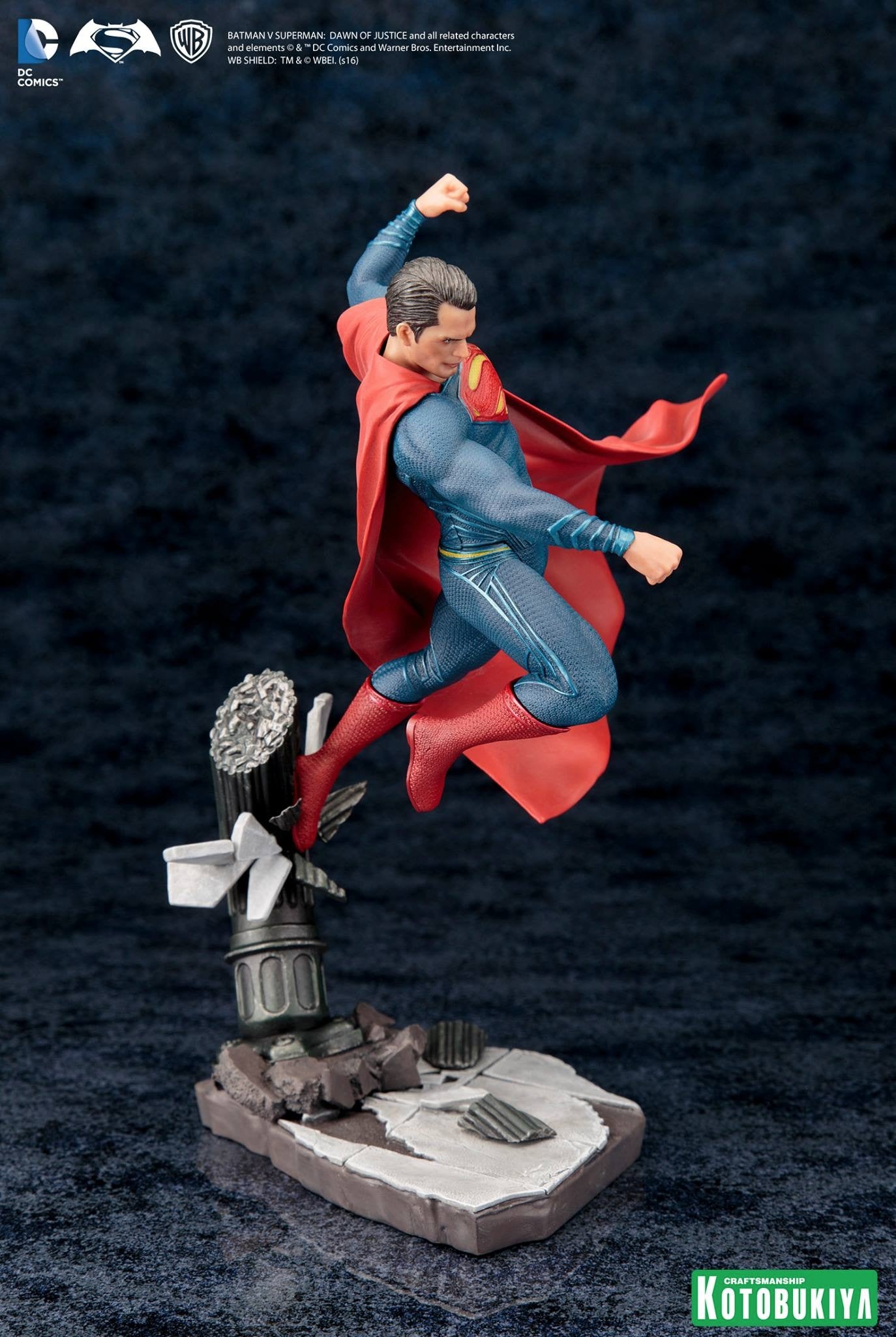 Kotobukiya DC Comics Batman v Superman Dawn of Justice SUPERMAN ARTFX+ Statue - 0