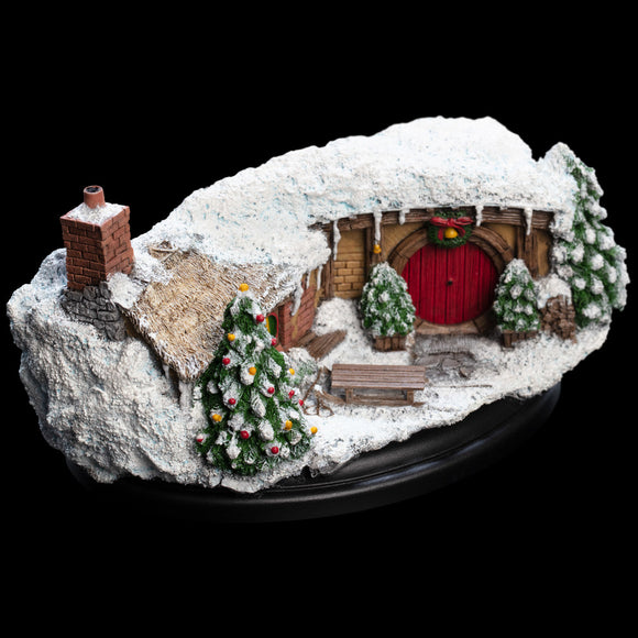 Lord of the Rings 35 Bagshot Row Hobbit Hole Christmas Edition - WETA Workshop