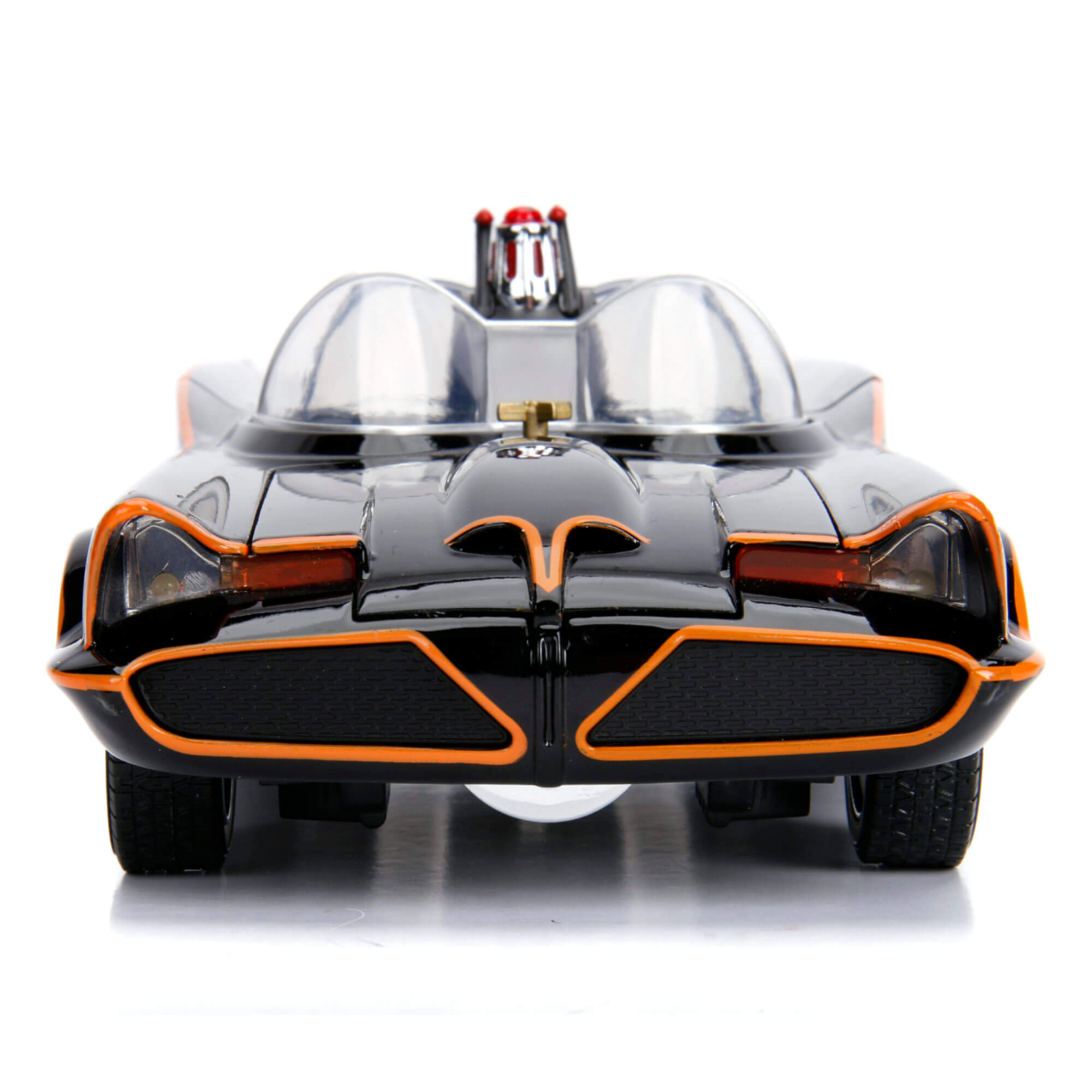DC Comics Classic Diecast 1966 Batmobile 1:18 with Batman Robin Figs - Jada Toys