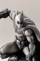 Kotobukiya DC Universe ARTFX+ Arkham Series 10th Anniversary Batman Statue-6