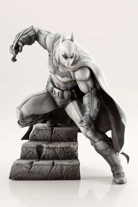 Kotobukiya DC Universe ARTFX+ Arkham Series 10th Anniversary Batman Statue