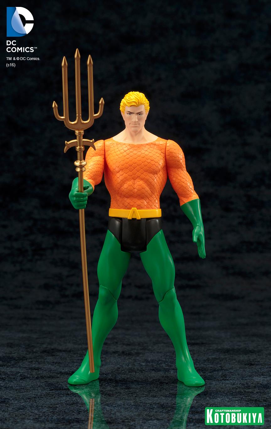 Kotobukiya Super Powers ARTFX+ Aquaman Classic Statue