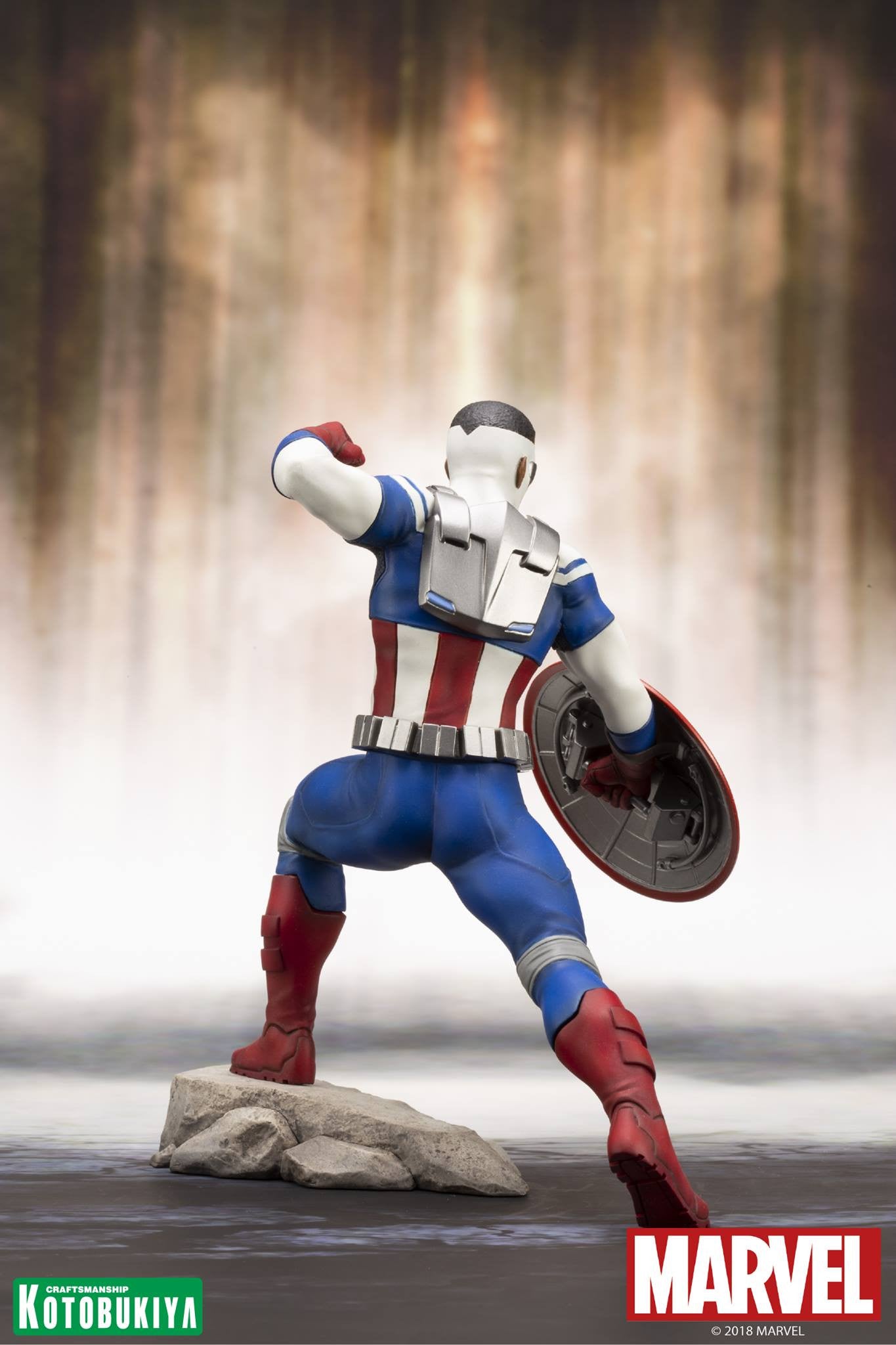Kotobukiya Marvel Avenger Series ARTFX+ Captain America Sam Wilson